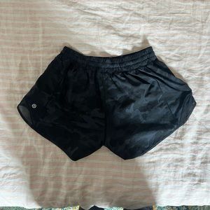 Black camo lululemon shorts